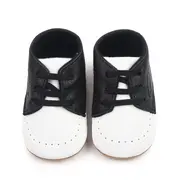 Pantofiori albi cu negru cu sireturi din elastic pentru baietei chm1994-2-va14