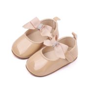 Pantofiori crem din lac cu fundita si strasuri csbhx3054-1-va16