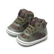 Ghetute verzi cu insertii maro pentru bebelusi csbh2323-1-va18