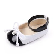 Pantofiori eleganti alb cu negru pentru bebelusi chbjz3210-2-va17