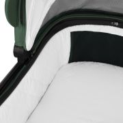 Carucior 3 in 1, Lionelo, Layla, Pana la 22 kg, Cadru aluminiu, Cu landou intarit si salteluta din spuma AirDots, Scoica auto, Reversibil, Cu ventilatie 3D, Cu accesorii, EN1888-1, EN1888-2, EN1466, Verde BYNLO-LAYLA_3IN1_GREEN_FOREST