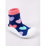 Mocasini pentru copii cu talpă antiderapantă &ndash; model cu inimioare colorate obg-0004c