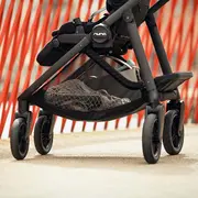 Nuna - carucior cu roti pivotante 360&deg; swiv granite bbbst18600grngl
