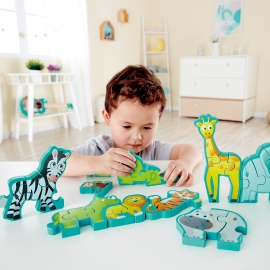 Puzzle din lemn pentru copii cu litere si animale salbatice