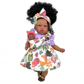 Papusa Nines D'Onil, Maria Afro, cu sunete, cu bebelus, cu rochie mov, cu miros de vanilie, 45 cm