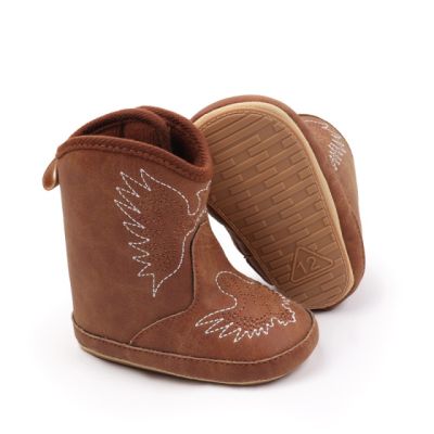 Cizmulite pentru bebelusi, maro, stil cowboy, cu broderie de aripi chbjz4167-1-ci4