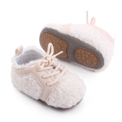 Pantofiori pentru bebelusi, ivoire, cu design pufos si talpa antiderapanta chd2676-2-va5