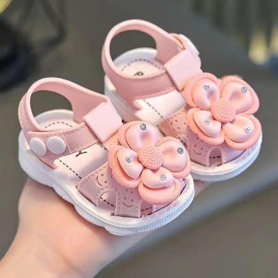 Sandale roz pentru fete, cu flori 3d si strasuri mbtui14