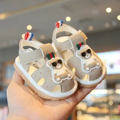 Sandalute crem cu piuitoare - cool bear mb2025su18-1-bo1