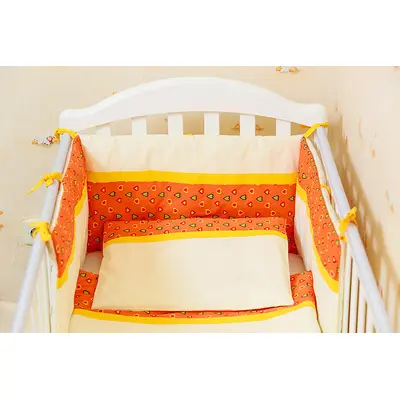 Protectie jumatate patut 60 x 120 cm Inimioare portocalii cu galben KDE35NBIPG