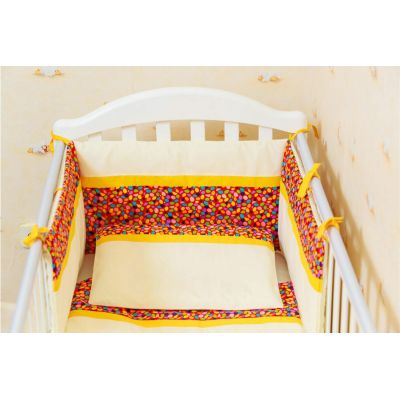 Protectie jumatate patut 60 x 120 cm Maruntei rosii cu galben fond crem KDE35NBMRC