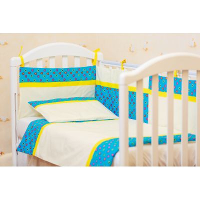 Protectie jumatate patut dimensiune 35 cm x 180 cm Lovely Hearts KDEPJP35180LHEARTS