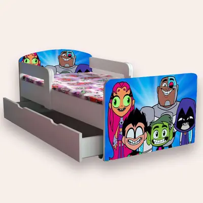 Pat copii Tinerii Titani 2-8 Ani Cu Manere, Sertar Si Saltea Inclusa 140x70 Cmg50494441587028