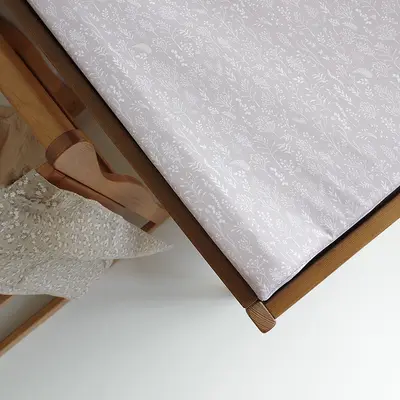 Saltea Din Spuma Pentru Masa De Infasat Din Lemn, Impermeabila Cu Margini De Protectie, 70x40 Cm Boho Dark By Woodies Pjbcc_mat_imp-8002