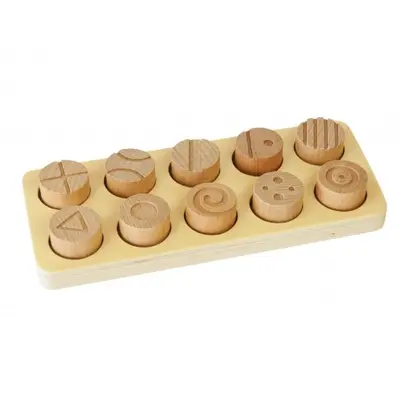 Joc educativ pentru copii si copii nevoi speciale didactic, Andreu Toys, senzorial, asociere forme si cilindri gravati, din lemn natur SOLANT16136