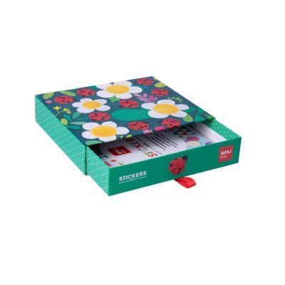 Joc creativ cu atocolante geometrice, APLI, tema Buburuze, 19 x 16,5 x 4 cm, 8 coli