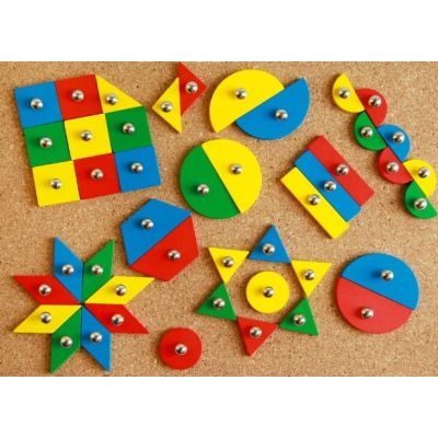 Set forme cu ciocan si cuie Lena, pentru copii, 72 piese din lemn, 9 forme imprimate si accesorii SOLLE65827