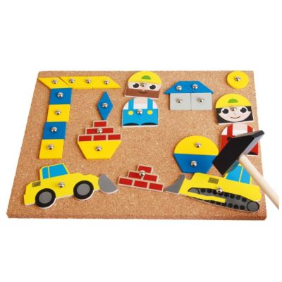 Set santier cu ciocan si cuie Lena, pentru copii, 56 piese din lemn, 8 forme imprimate si accesorii SOLLE65828