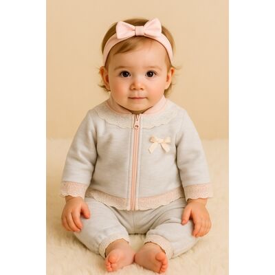 Costumas elegant pentru fetite, 2 piese – bluza cu dantela si fundita + pantaloni comozi trmd9962