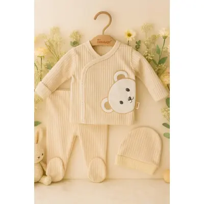 Costumas bebe crem din bumbac fin cu ursulet &ndash; 3 piese, confort si stil pentru bebelusi trmb20534-1
