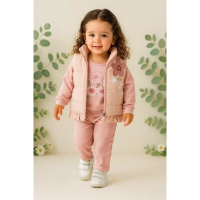Costumas fetita 3 piese roz – vesta matlasata, bluza cu flori si pantaloni confortabili trmd2071