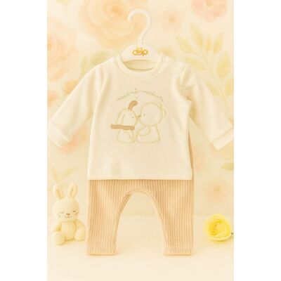 Costumas plusat bebelusi crem cu ursulet si catel – moale si confortabil amtr1404