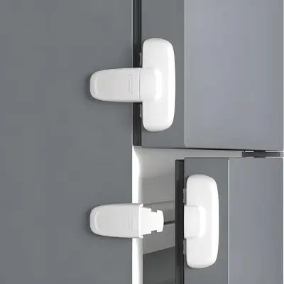 Incuietoare frigider autoadeziva ,   siguranta copii 2 buc