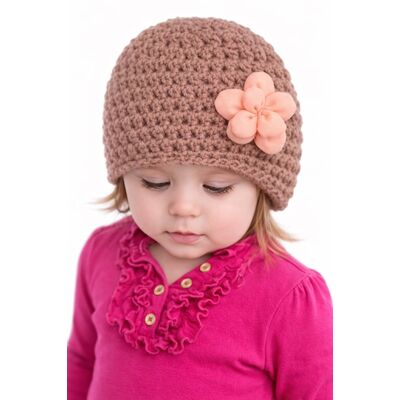 Caciulita maro crosetata cu floricica aplicata md23071-5