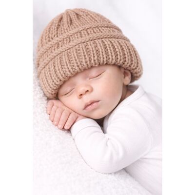 Caciulita maro crosetata tip fes pentru bebelusi mdx-22038-6-sa1