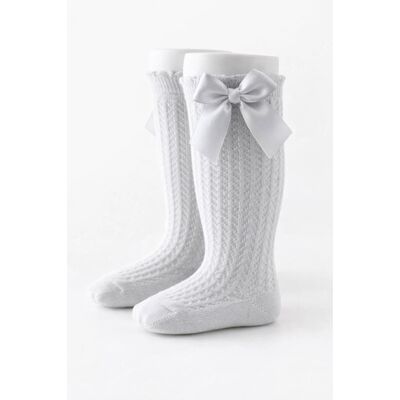 Sosete gri trei sferturi cu model din tesatura si fundita din satin mbs01-5-c2