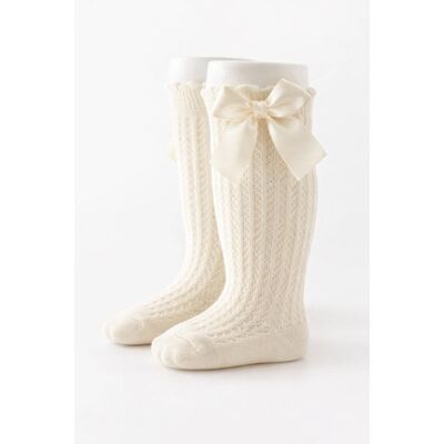 Sosete ivoire trei sferturi cu model din tesatura si fundita din satin mbs01-3-c2