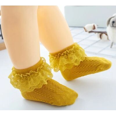 Sosetele galben mustar cu model din tesatura si danteluta mbskk121-5