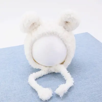 Caciulita alba pentru bebelusi cu urechiuse mbwht75-1-sa8