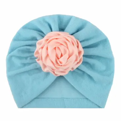 Caciulita bleu tip turban cu floare din saten aplicata mdx-19100-1-ct8