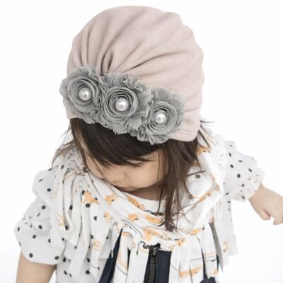 Caciulita gri tip turban cu floricele cu perlute mdx-19057-4-ct4