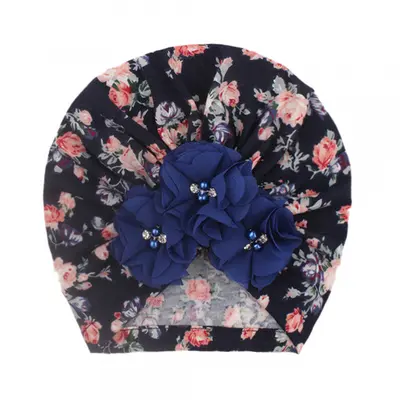 Caciulita tip turban cu floricele bleumarin aplicate  mdx-19062-1-c3