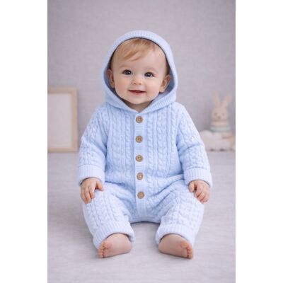 Salopeta bebelusi tricotata bleu cu gluga – calduroasa si moale tram0002