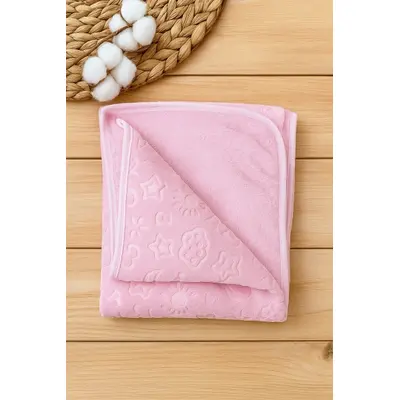 Patura bebelusi roz cu textura embosata, pufoasa si delicata, pentru bebelusi trpb0065