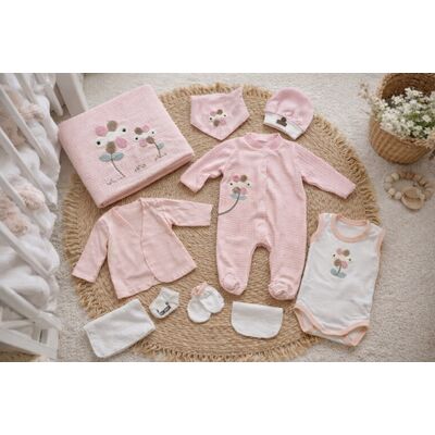 Set nou nascut fetita 10 piese roz bumbac cu floricele haine complete bebe cadou trpb0192