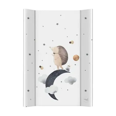 Saltea de infasat, Ceba Baby, Moale, 70 x 50 cm, Suprafata impermeabila, Pentru comode de infasat sau suprafete plane, Fara ftalati, 0 luni+, Hedgehog the Dreamer BYNAGS-102-000-811