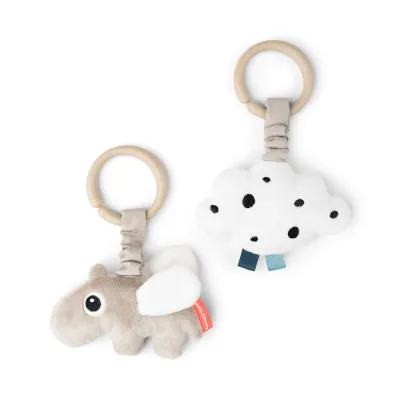 Set 2 jucarii de activitati pentru agatat Done by Deer Happy Clouds Sand