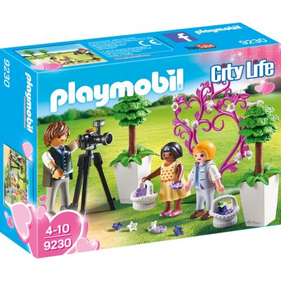 Copii Cu Flori Si Fotograf - ARTPM9230