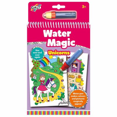 Water magic: carte de colorat unicorni