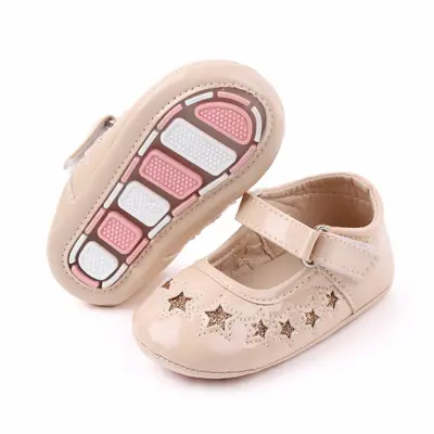 Pantofiori din lac crem cu stelute (Marime Disponibila: 0-3 luni) MBd2342-3-p23