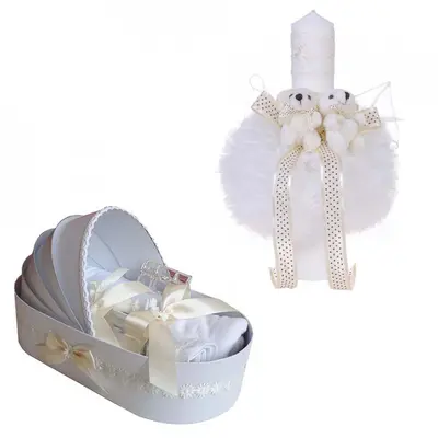Pachet Trusou de Botez in cutie landou si lumanare cu ursuleti Denikos&reg; 101 decor Crem Unisex - NKO1656