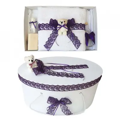 Pachet trusou botez si cutie trusou pentru Fete Denikos&reg; 463 cu dantela mov si ursulet  NKO2020