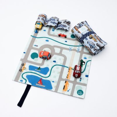 Set joaca cu 3 masinute si covoras Tiny Magic portabil  - SOLTMGCP158