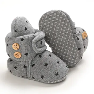 Cizmulite gri cu stelute negre si cu nasturei MBB260-5-c5