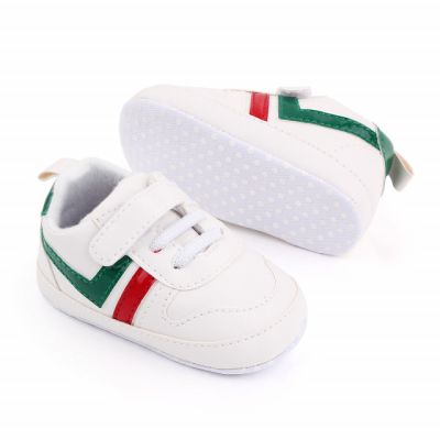 Adidasi albi cu insertie rosie si verde MBd2539-3-p15.9-12 luni (Marimea 20 incaltaminte)