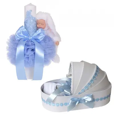 Set Lumanare si trusou de botez in cutie landou pentru baieti Denikos 766 decor Bleu cu floricele - NKO5195